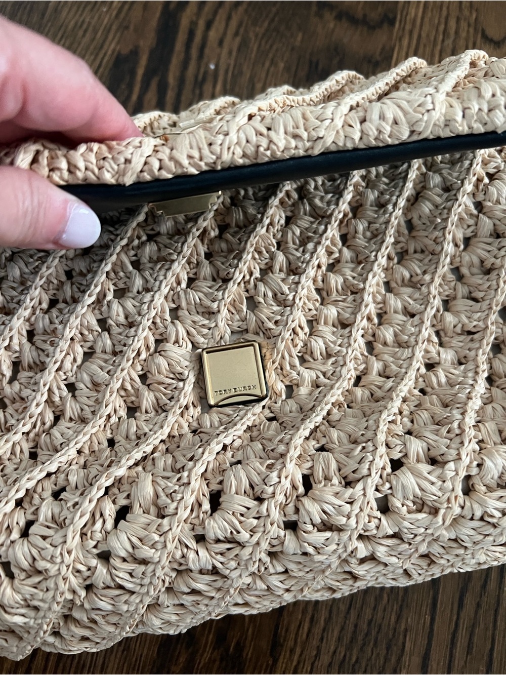 Tory Burch Beige Woven Raffia Shoulder Bag with Gold Chain - Picture 7 of 13